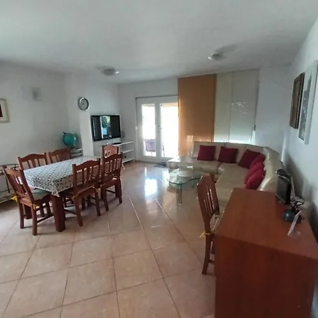Apartament Kristian *