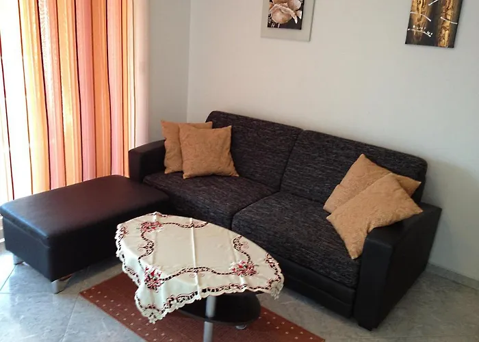 شقة Kristian بودْسْتغانا